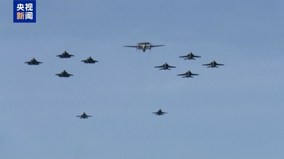  霍尔木兹海峡局势紧张，美军护航面临严峻挑战。 新闻 霍尔木兹海峡局势紧张，美军护航面临严峻挑战。 新闻 霍尔木兹海峡局势紧张，美军护航面临严峻挑战。 新闻