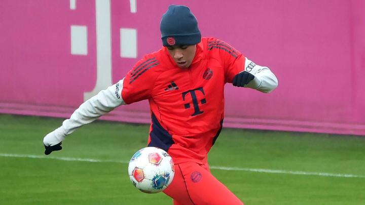  顶级球星康复全记录：穆西亚拉伤情复盘与欧冠备战策略分析 体育新闻