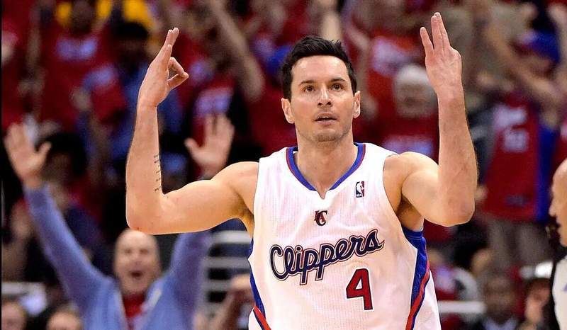  无数次枯燥的重复训练，揭示肯纳德左右开弓的战术逻辑。 IT技术 无数次枯燥的重复训练，揭示肯纳德左右开弓的战术逻辑。 IT技术