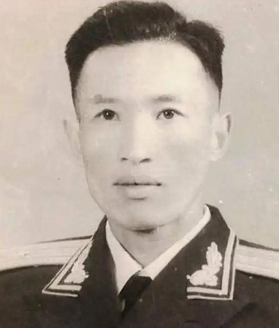  绝境中的孤勇与抉择：毛张苗战斗生涯的心理博弈 文化旅游