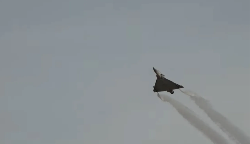 【技术深度】幻影2000-9空袭背后的战术逻辑：解析阿联酋空军对伊朗炼油厂的精准打击