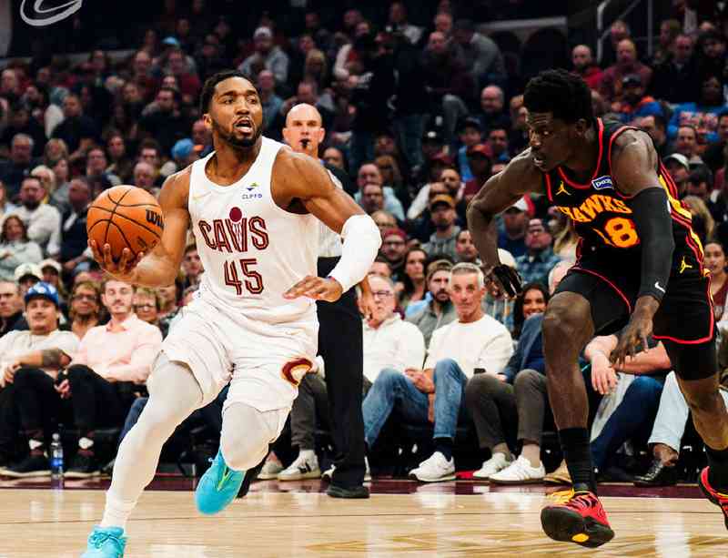  从122-116险胜看骑士战术困局：四后卫阵型的深层悖论 体育新闻