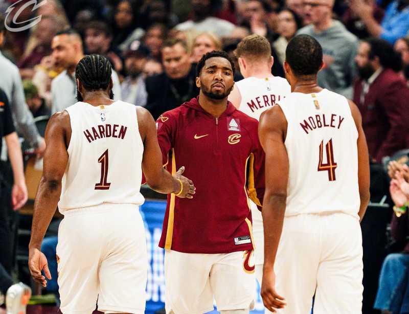  从122-116险胜看骑士战术困局：四后卫阵型的深层悖论 体育新闻