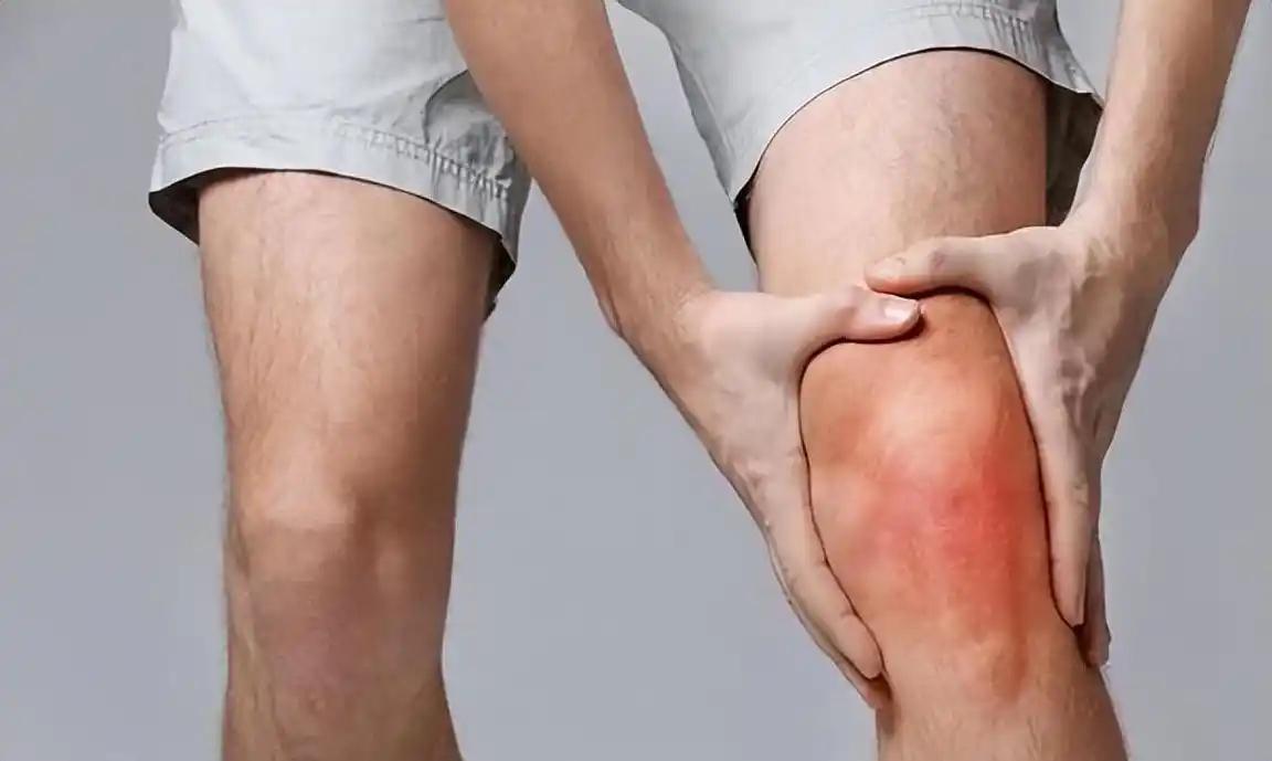  技术拆解：深蹲如何成为膝关节“慢性杀手”？二十年临床数据揭示残酷真相 健康养生