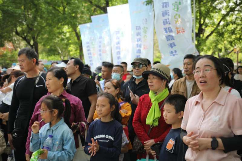 「济南人终于等到了」:威海海鲜走进泉城,一场关于鲜味的久别重逢 文化旅游 「济南人终于等到了」:威海海鲜走进泉城,一场关于鲜味的久别重逢 文化旅游